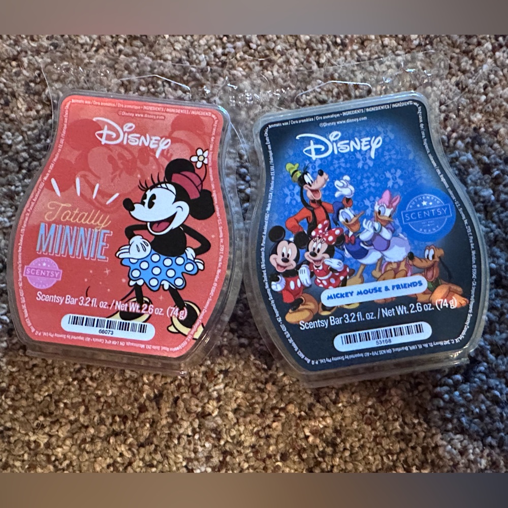 Disney Minnie and Mickey Mouse Wax Melts - Red and Blue